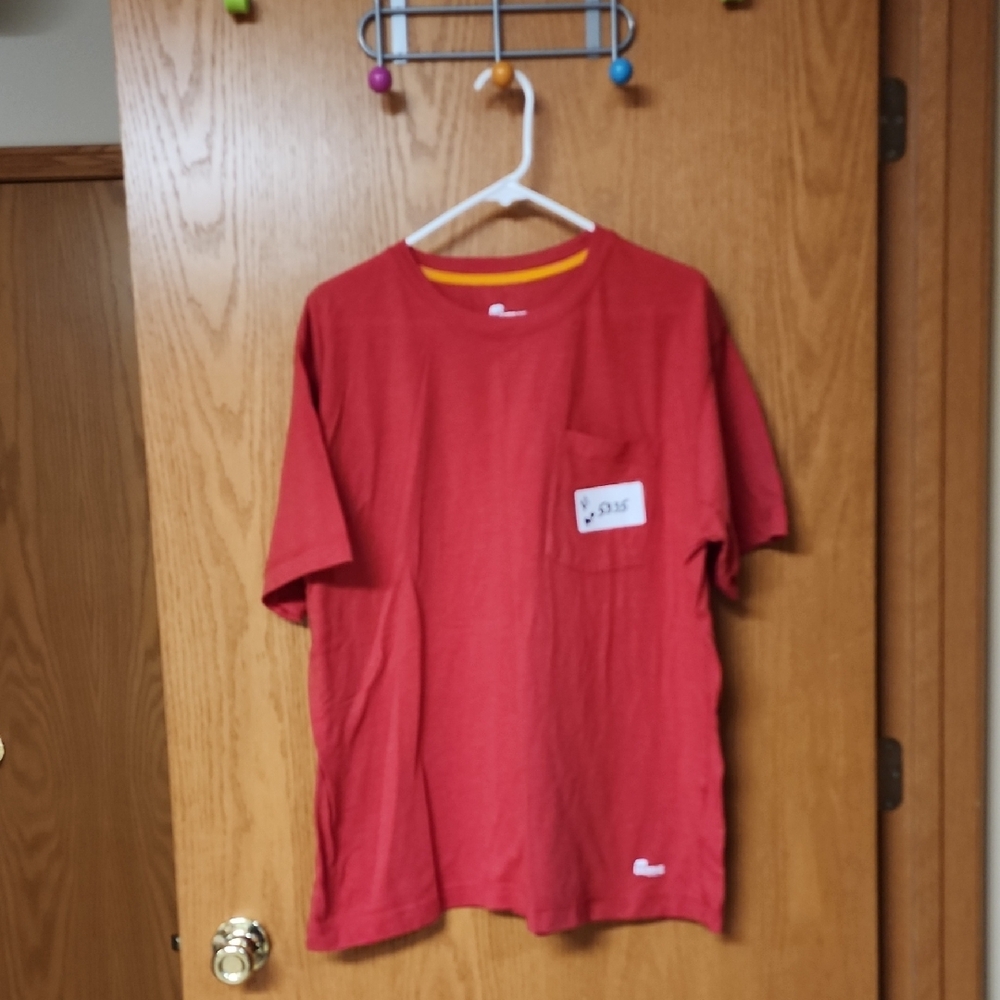 Berne Workwear Redish T-Shirt with Pocket mens xl number 5335
